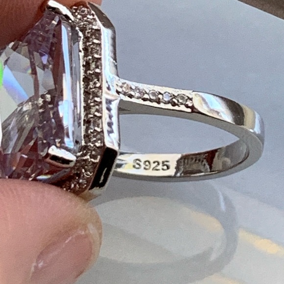 NEW 💕Fun Sapphire Bling Ring Emerald Cut Sapphire - Picture 5 of 8